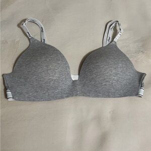 PINK Victoria's Secret Heather Gray Bra